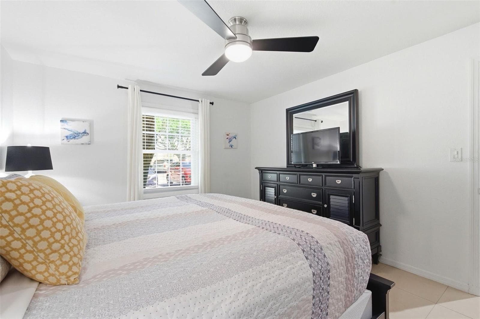 Condominium at 5280 COQUINA KEY DR SE #A, ST PETERSBURG, photo 21 of 78