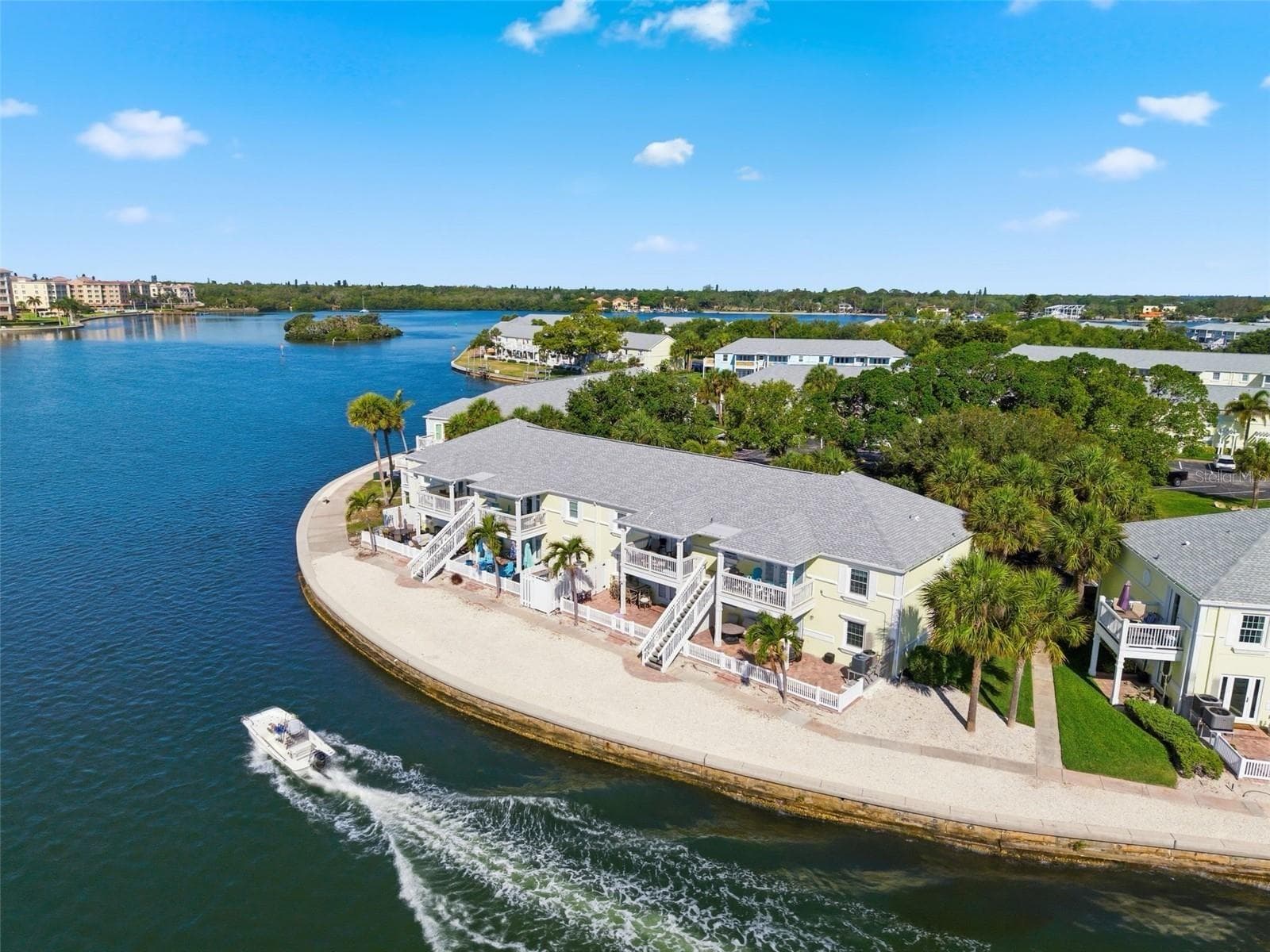 Condominium at 5280 COQUINA KEY DR SE #A, ST PETERSBURG, photo 38 of 78