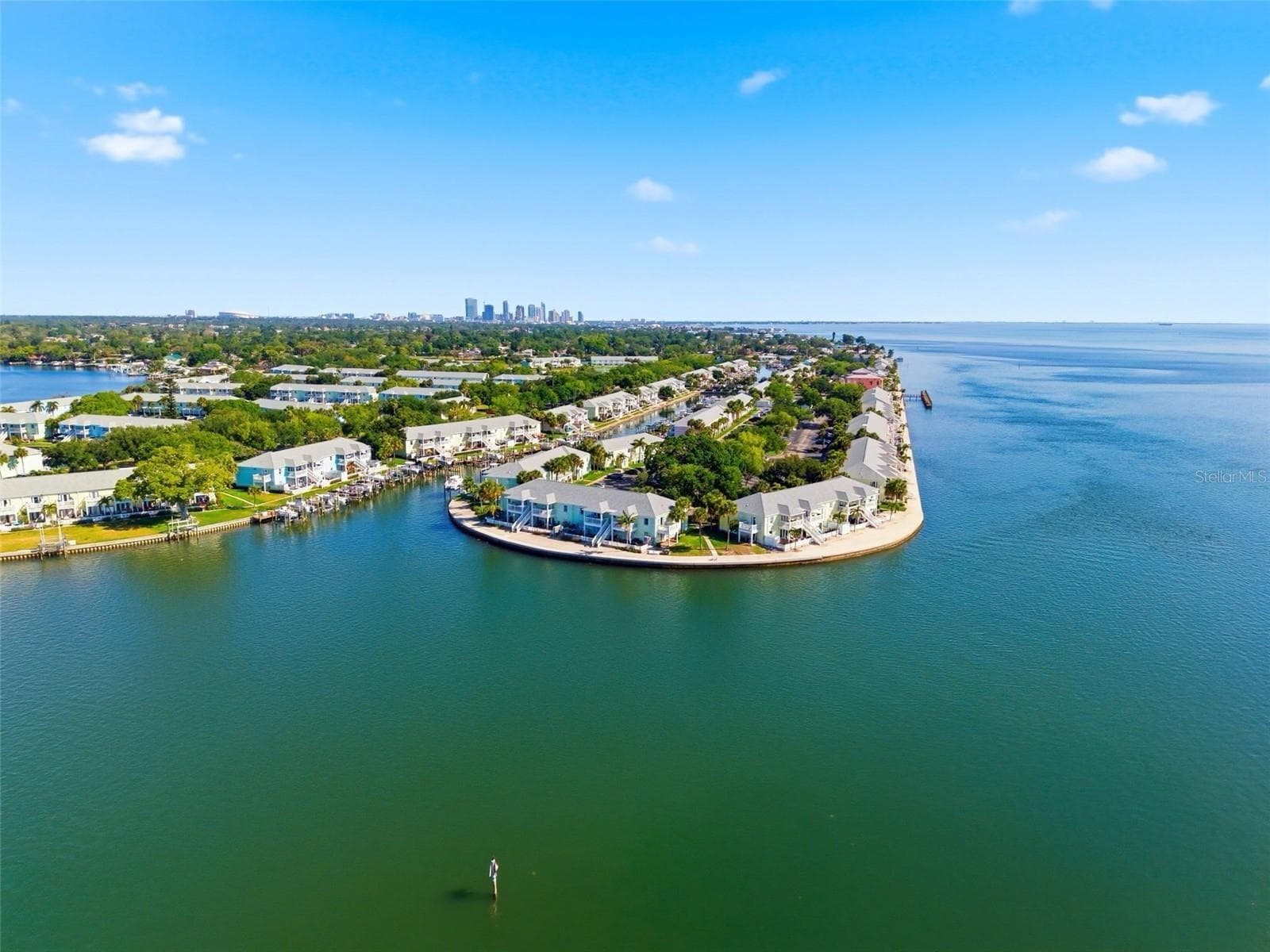 Condominium at 5280 COQUINA KEY DR SE #A, ST PETERSBURG, photo 45 of 78