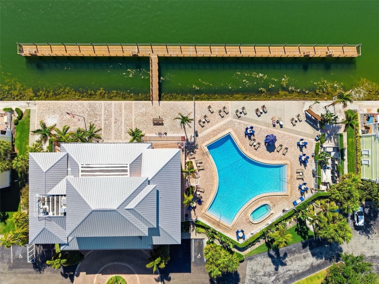 Condominium at 5280 COQUINA KEY DR SE #A, ST PETERSBURG, photo 47 of 78