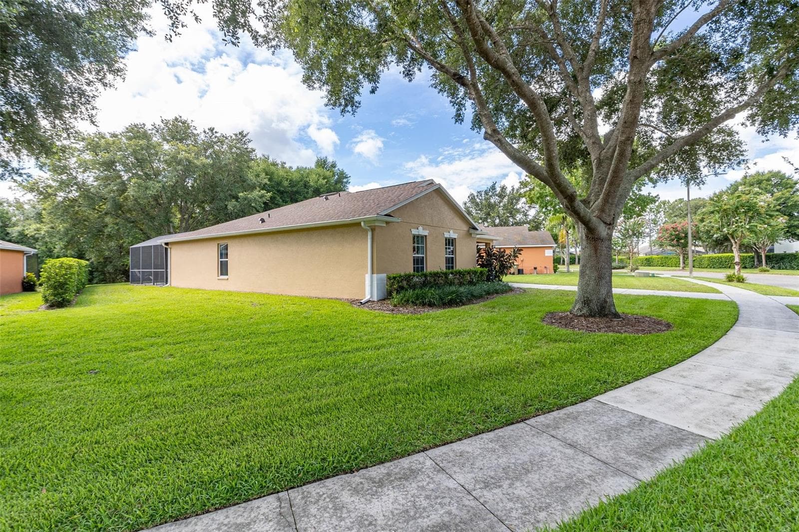 Single Family Residence at 17506 WOODCREST WAY, CLERMONT, photo 8 of 63