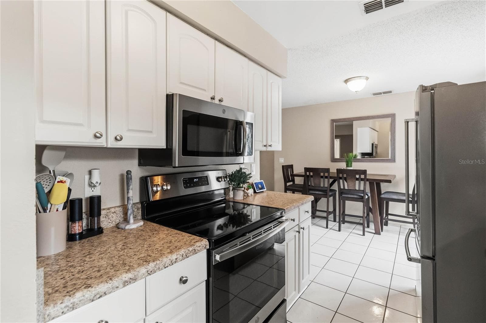 Kitchen - 2948 COLORADO AVE, ORLANDO