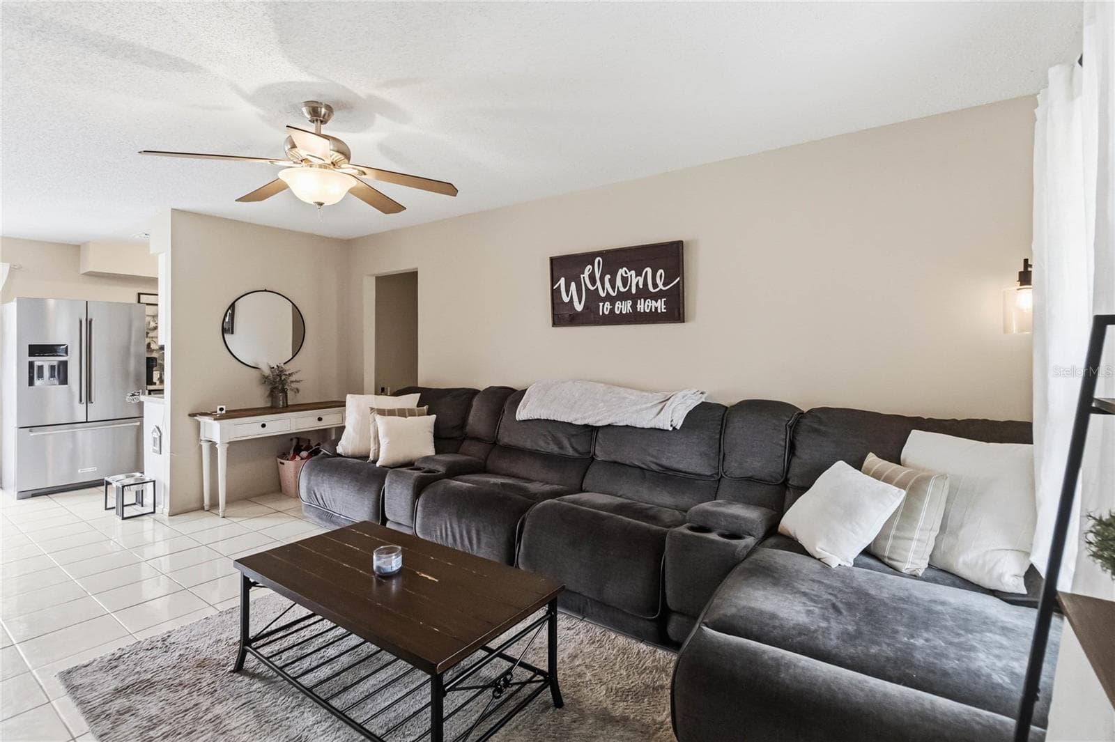 Living Room - 2948 COLORADO AVE, ORLANDO