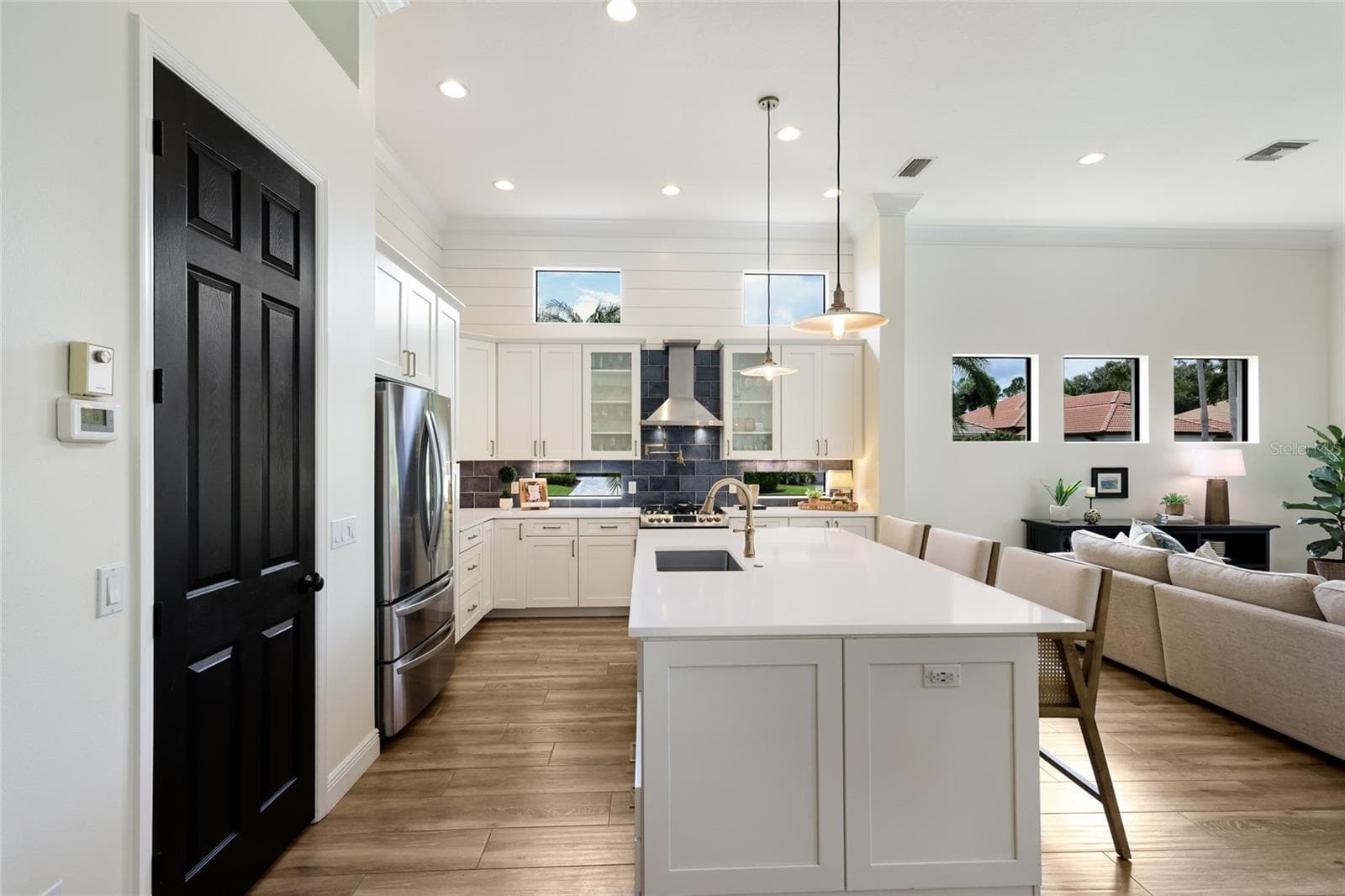 Single Family Residence at 13994 SIENA LOOP, LAKEWOOD RANCH, photo 16 of 74