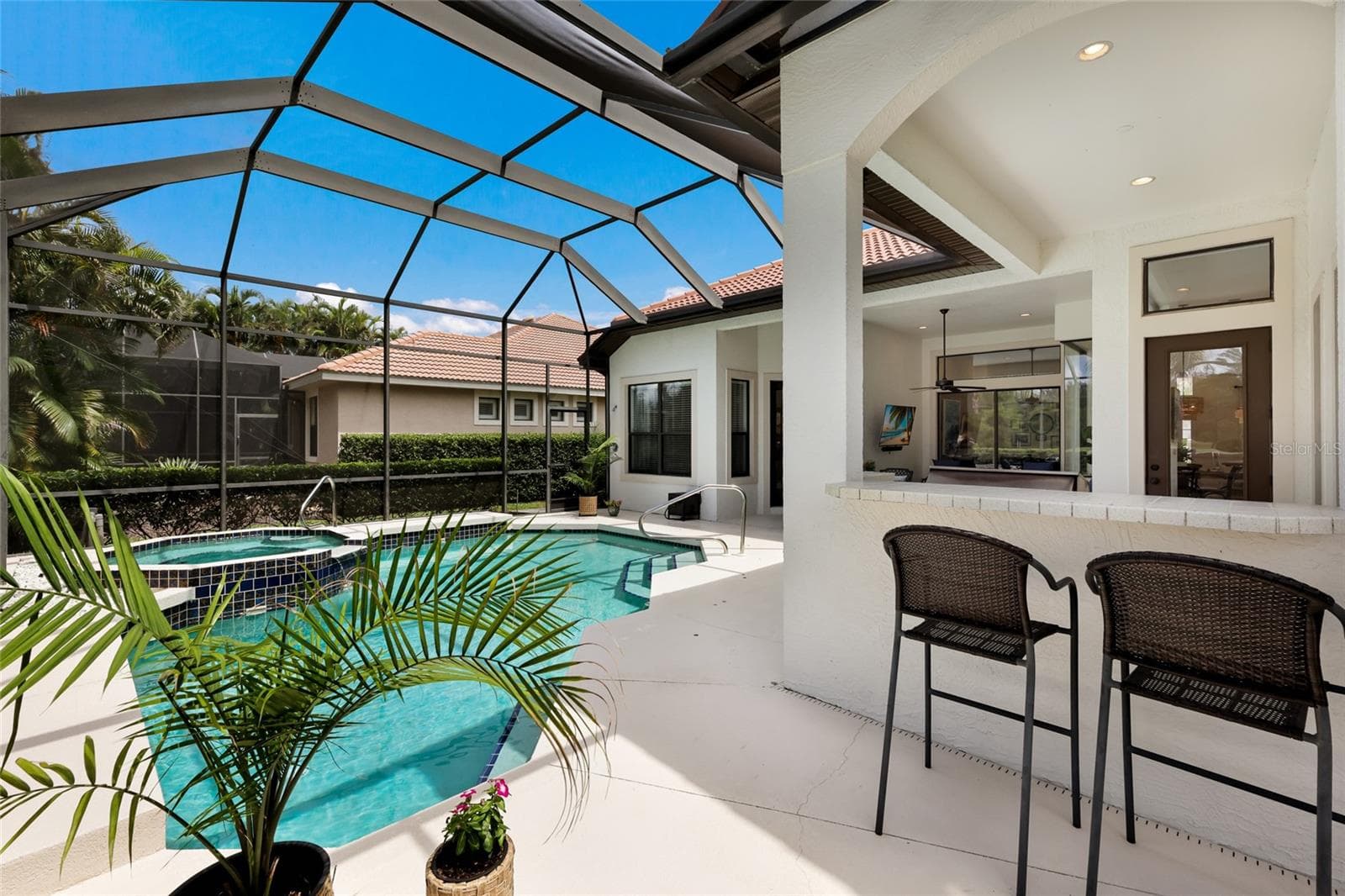 Single Family Residence at 13994 SIENA LOOP, LAKEWOOD RANCH, photo 47 of 74