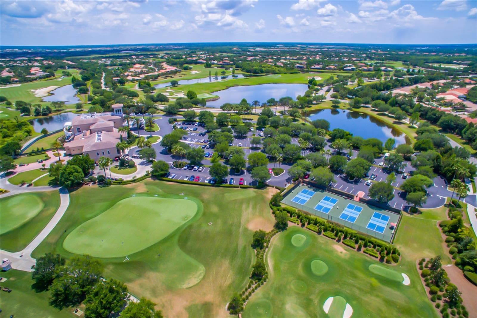 Single Family Residence at 13994 SIENA LOOP, LAKEWOOD RANCH, photo 58 of 74