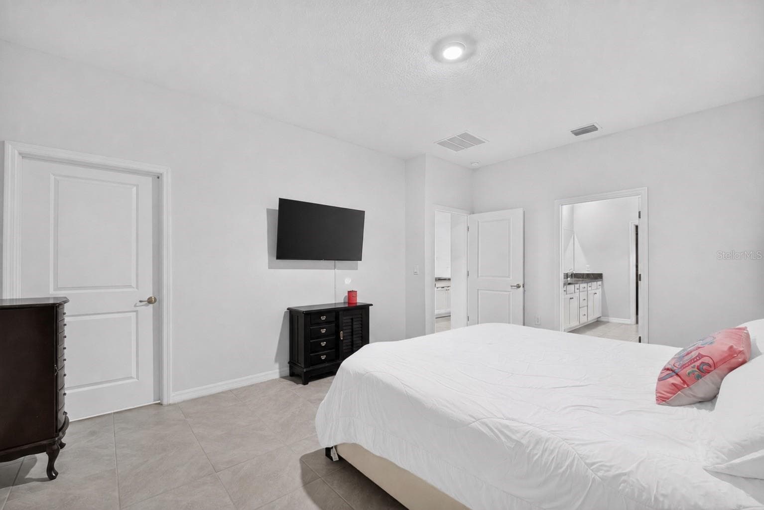 Single Family Residence at 5232 NW 43RD LANE RD, OCALA, photo 13 of 33
