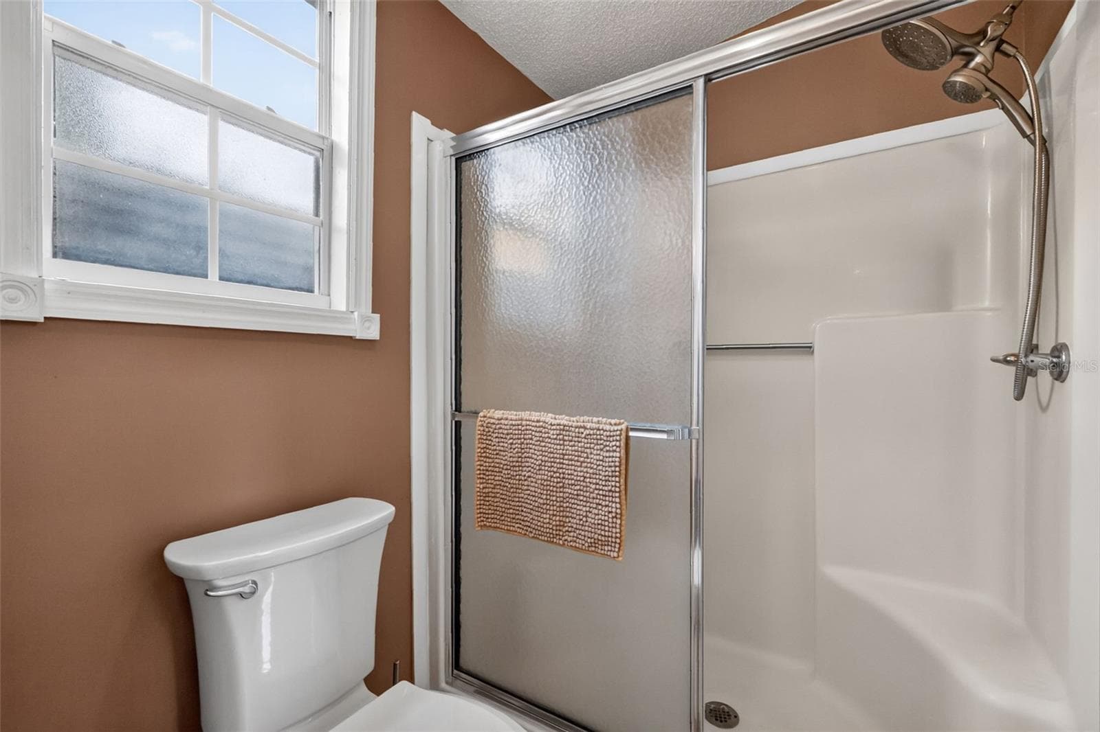 Manufactured Home at 1541 DORAL CIR, THE VILLAGES, photo 23 of 31