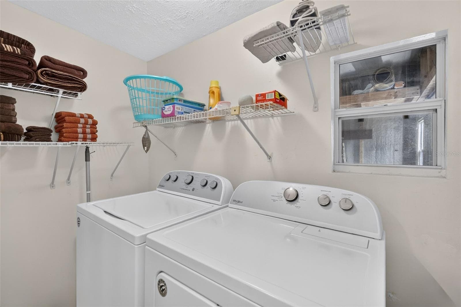 Manufactured Home at 1541 DORAL CIR, THE VILLAGES, photo 24 of 31