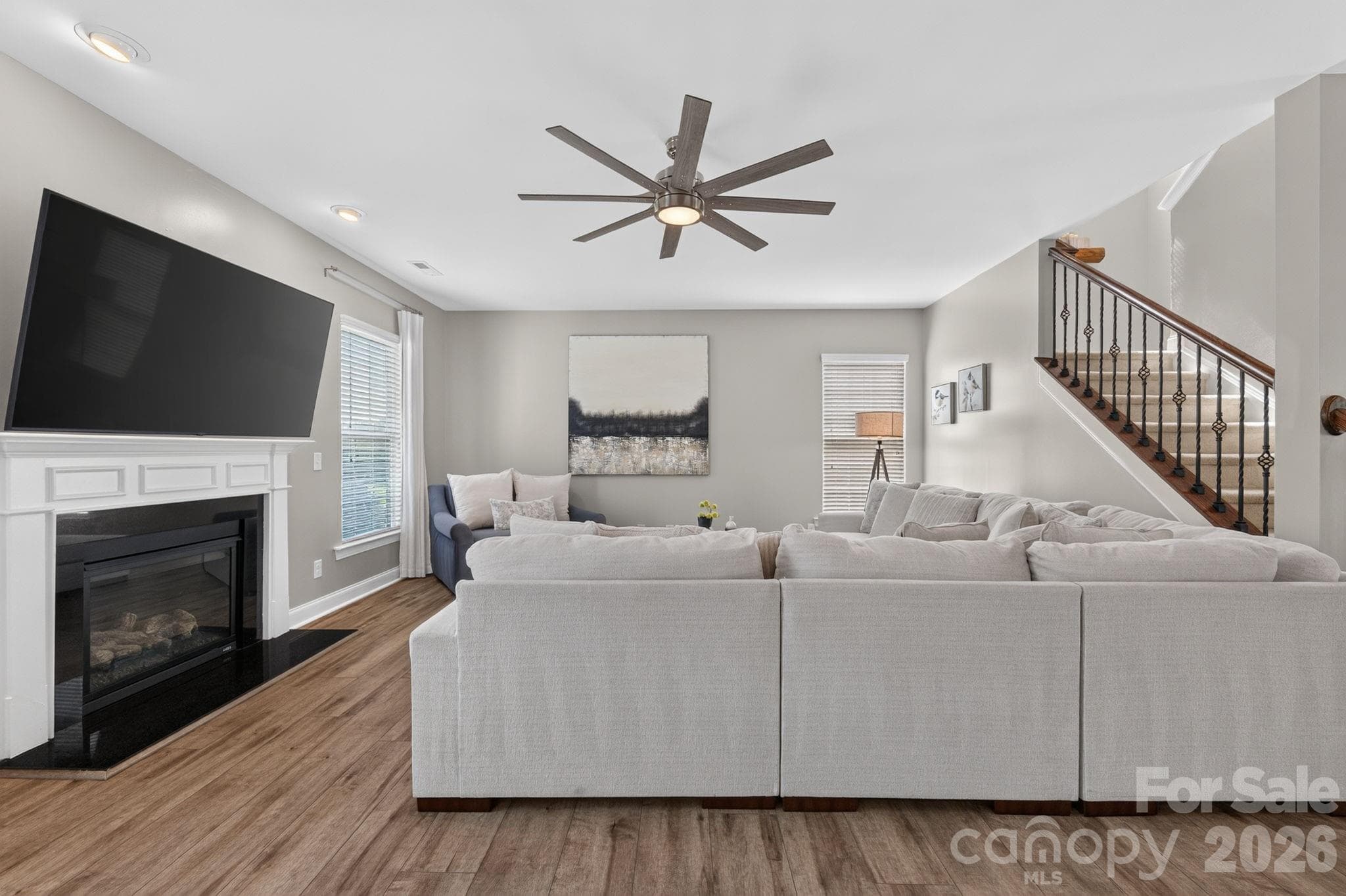Single Family Residence at 15110 Brannock Hills Drive, Charlotte, photo 14 of 48