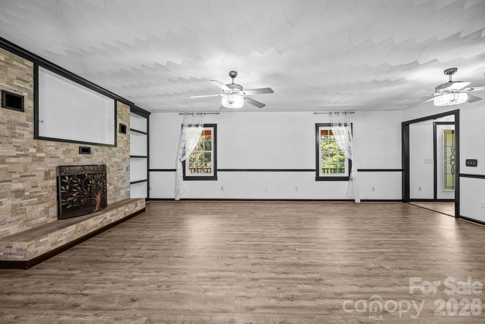 Single Family Residence at 949 Dav Road, Hays, photo 11 of 47