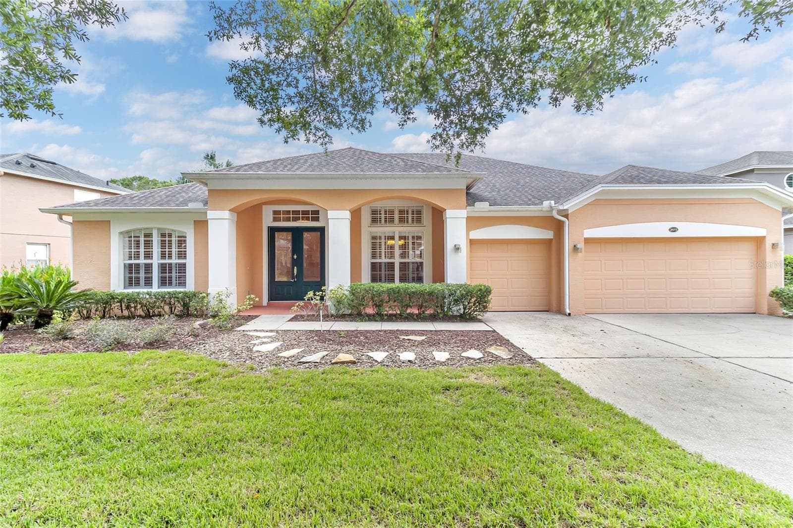 2672 ALOMA OAKS DR