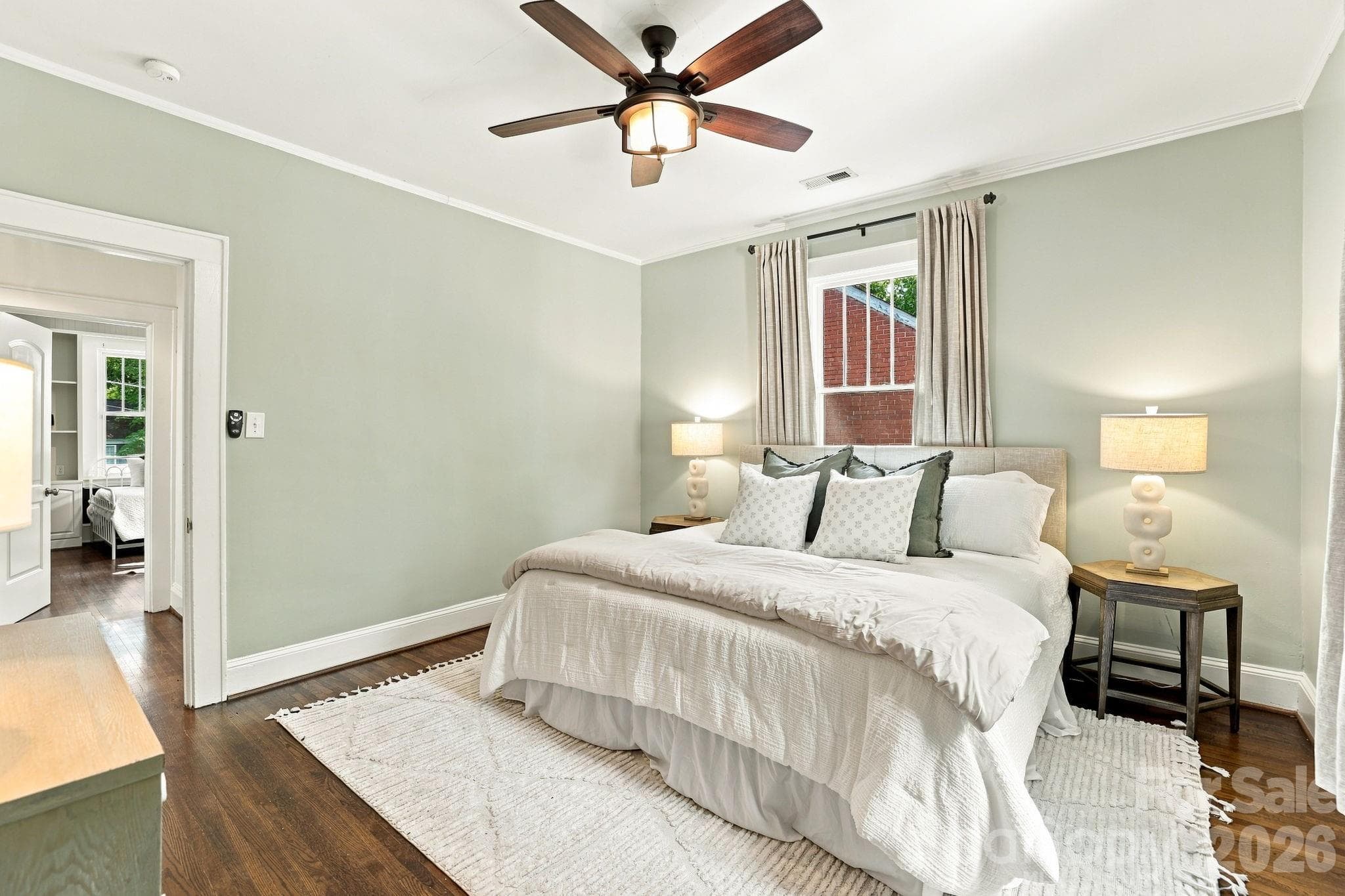 Single Family Residence at 2139 Wilmore Drive, Charlotte, photo 10 of 18
