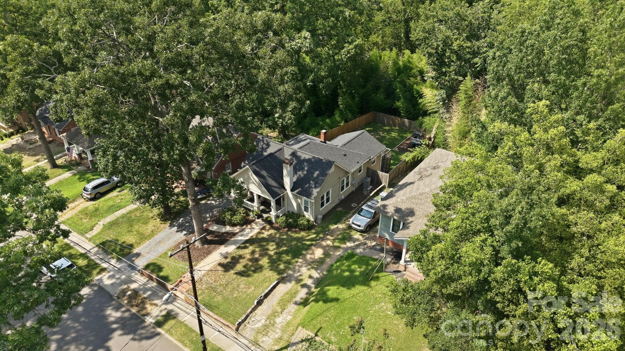 Single Family Residence at 2139 Wilmore Drive, Charlotte, photo 17 of 18