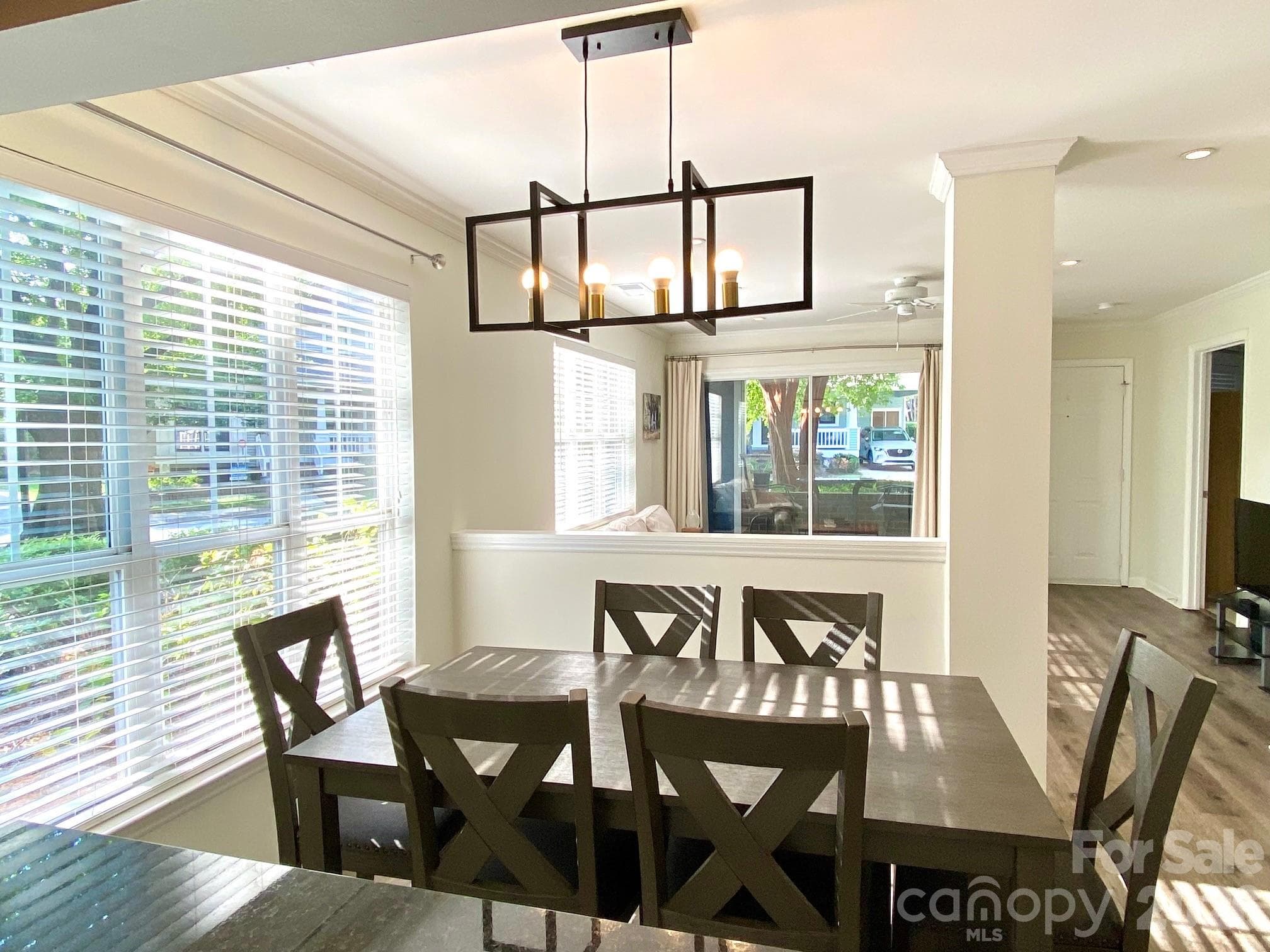 Sun filled Dining - 417 Olmsted Park Place, Charlotte