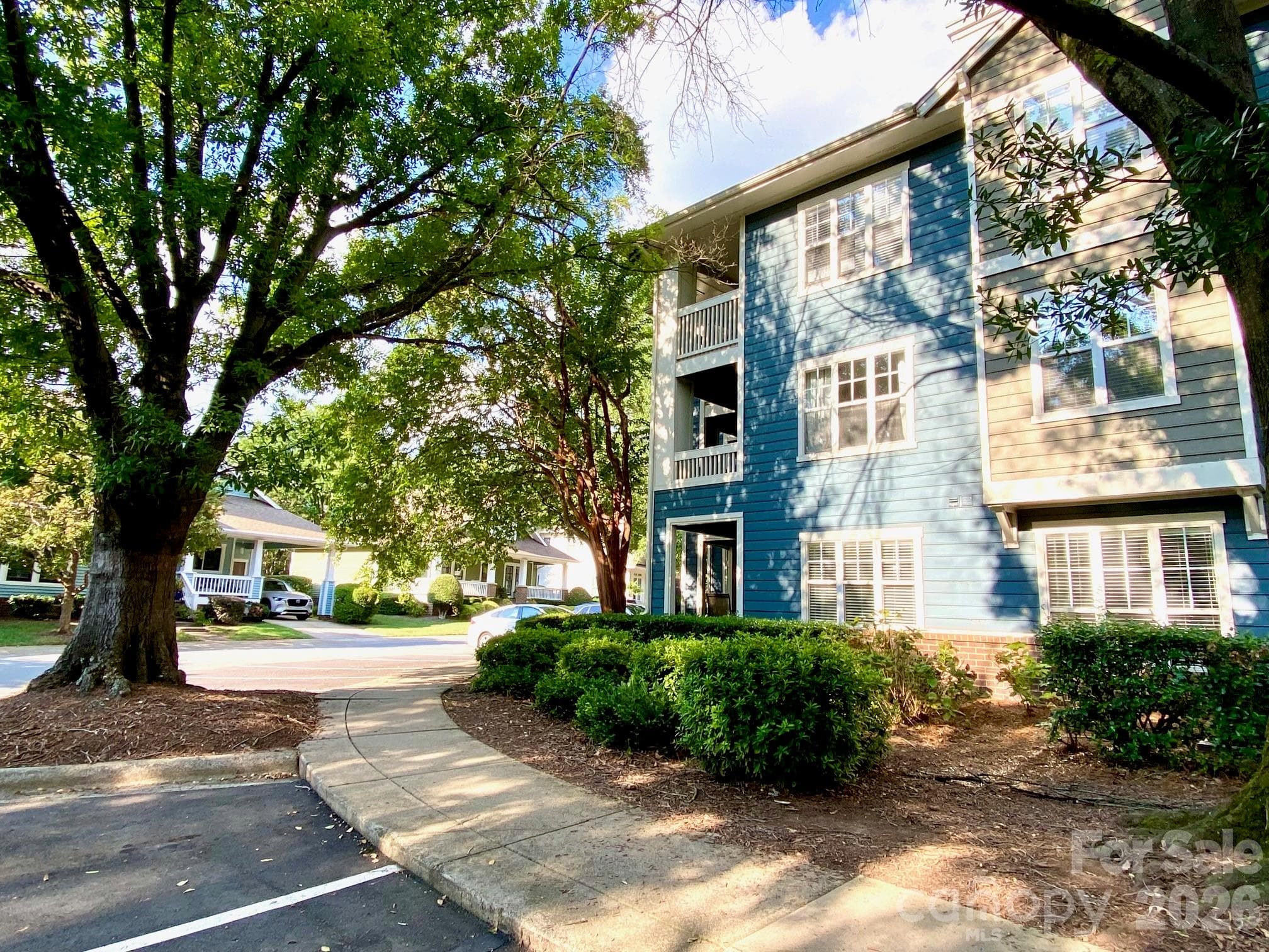 Delightful Community - 417 Olmsted Park Place, Charlotte