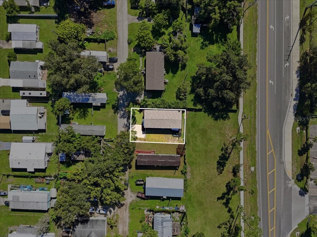 Manufactured Home at 39148 ORIENT AVE, ZEPHYRHILLS, photo 15 of 46