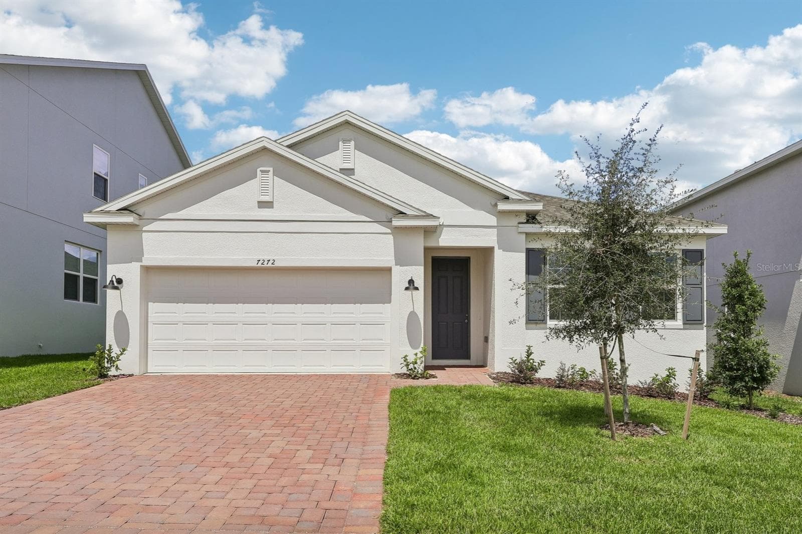 7272 ROLLING LEAF RD