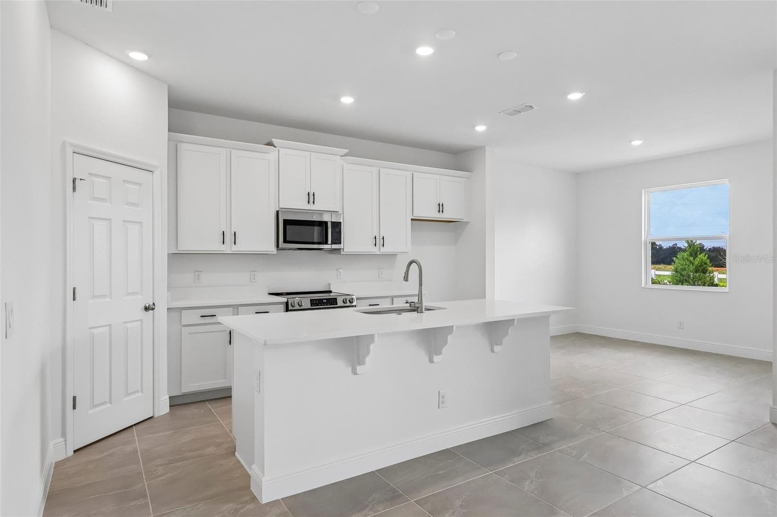 Kitchen - 7272 ROLLING LEAF RD, GROVELAND