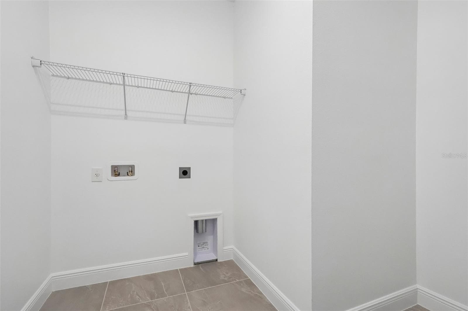 Laundry Room - 7272 ROLLING LEAF RD, GROVELAND