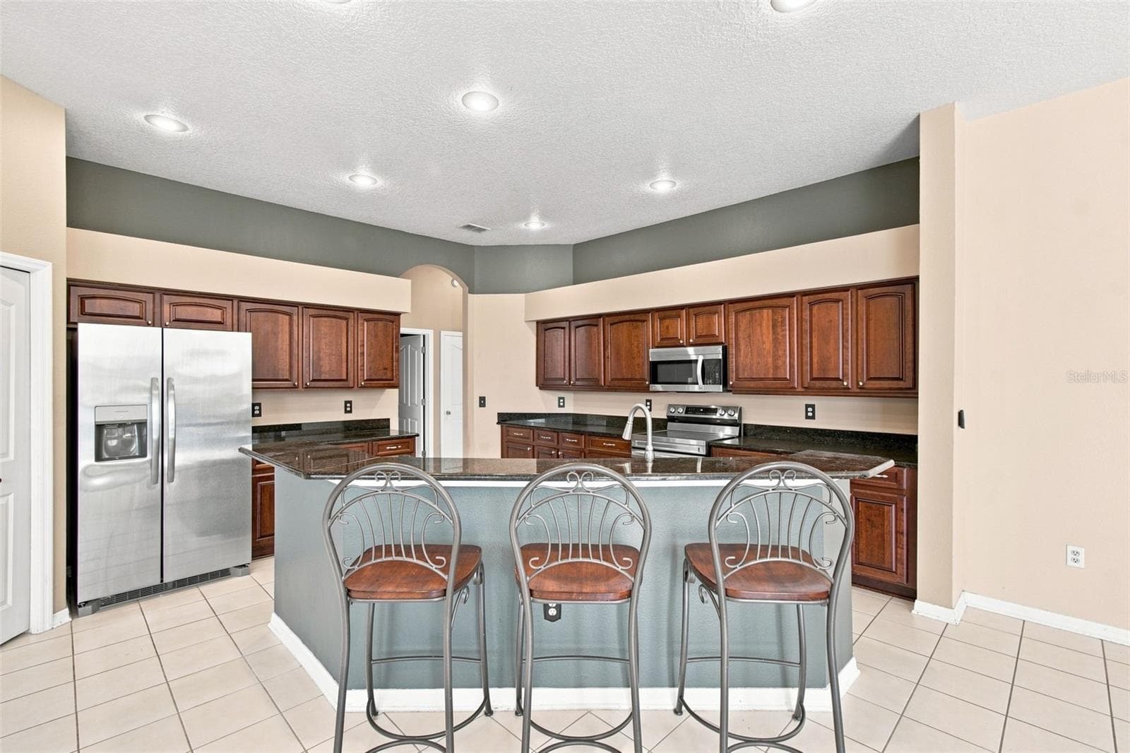 Single Family Residence at 9905 BRANFORD CT, RIVERVIEW, photo 20 of 94