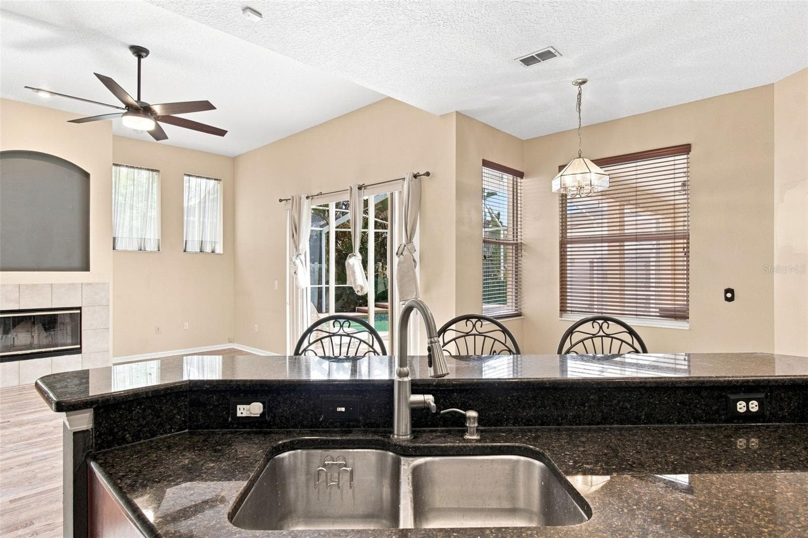Single Family Residence at 9905 BRANFORD CT, RIVERVIEW, photo 23 of 94