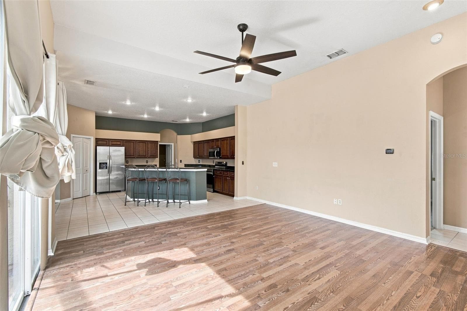 Single Family Residence at 9905 BRANFORD CT, RIVERVIEW, photo 30 of 94