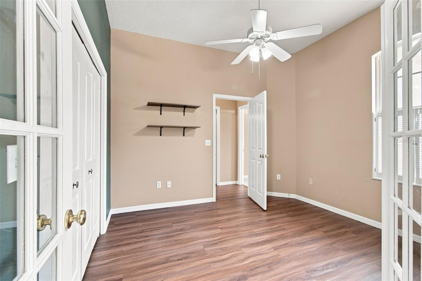 Single Family Residence at 9905 BRANFORD CT, RIVERVIEW, photo 42 of 94