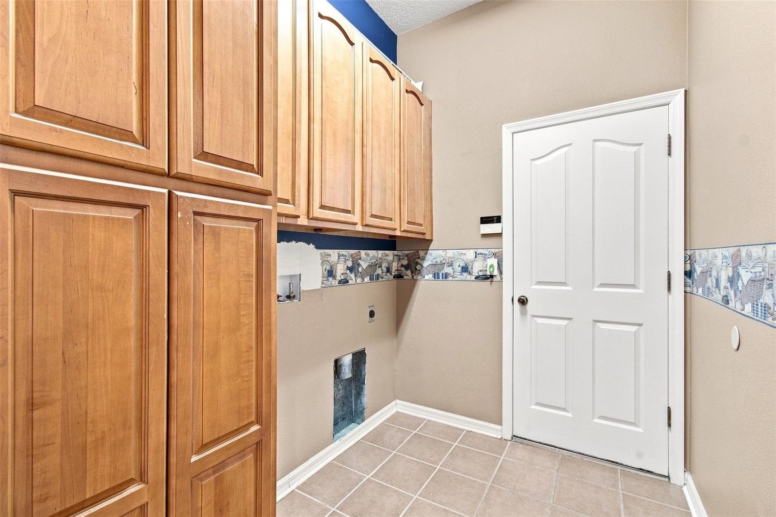 Single Family Residence at 9905 BRANFORD CT, RIVERVIEW, photo 48 of 94