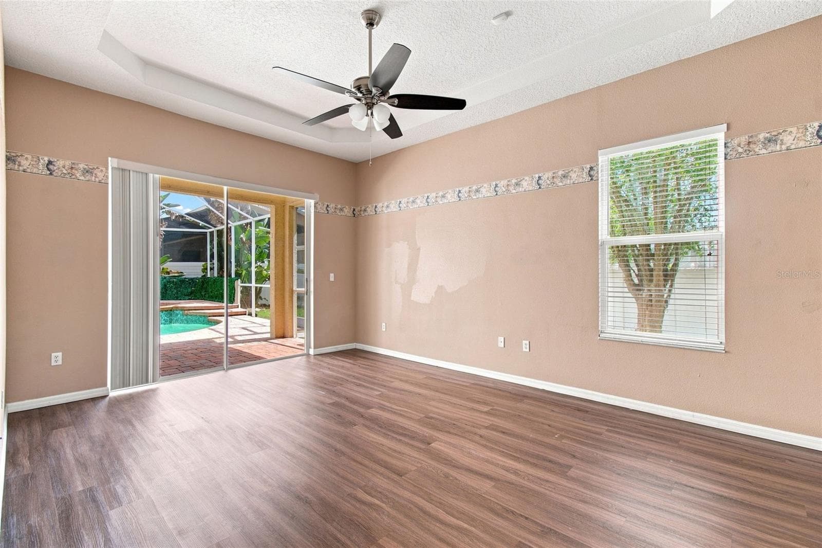 Single Family Residence at 9905 BRANFORD CT, RIVERVIEW, photo 52 of 94