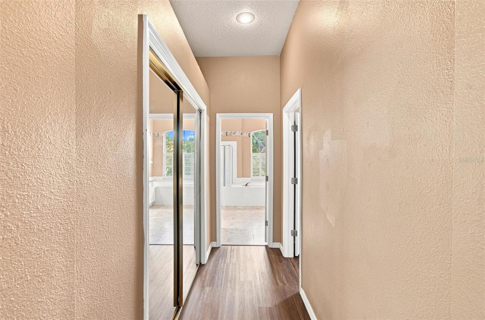 Single Family Residence at 9905 BRANFORD CT, RIVERVIEW, photo 57 of 94