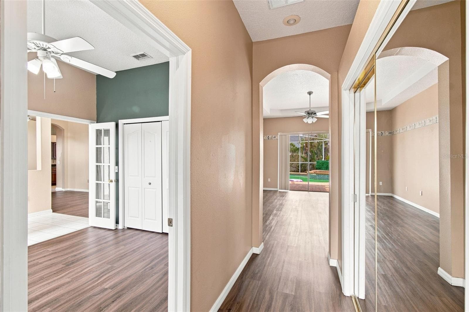 Single Family Residence at 9905 BRANFORD CT, RIVERVIEW, photo 58 of 94