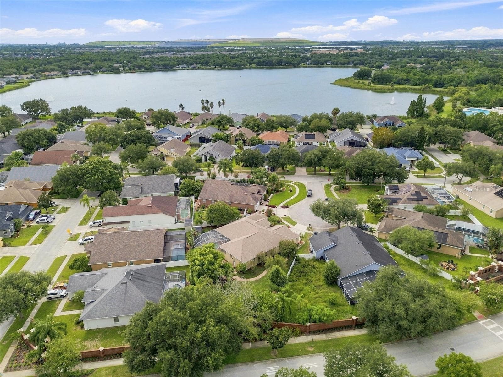 Single Family Residence at 9905 BRANFORD CT, RIVERVIEW, photo 83 of 94