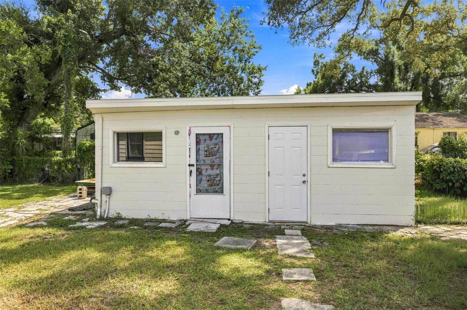 Single Family Residence at 807 E ORCHID AVE, TAMPA, photo 22 of 27