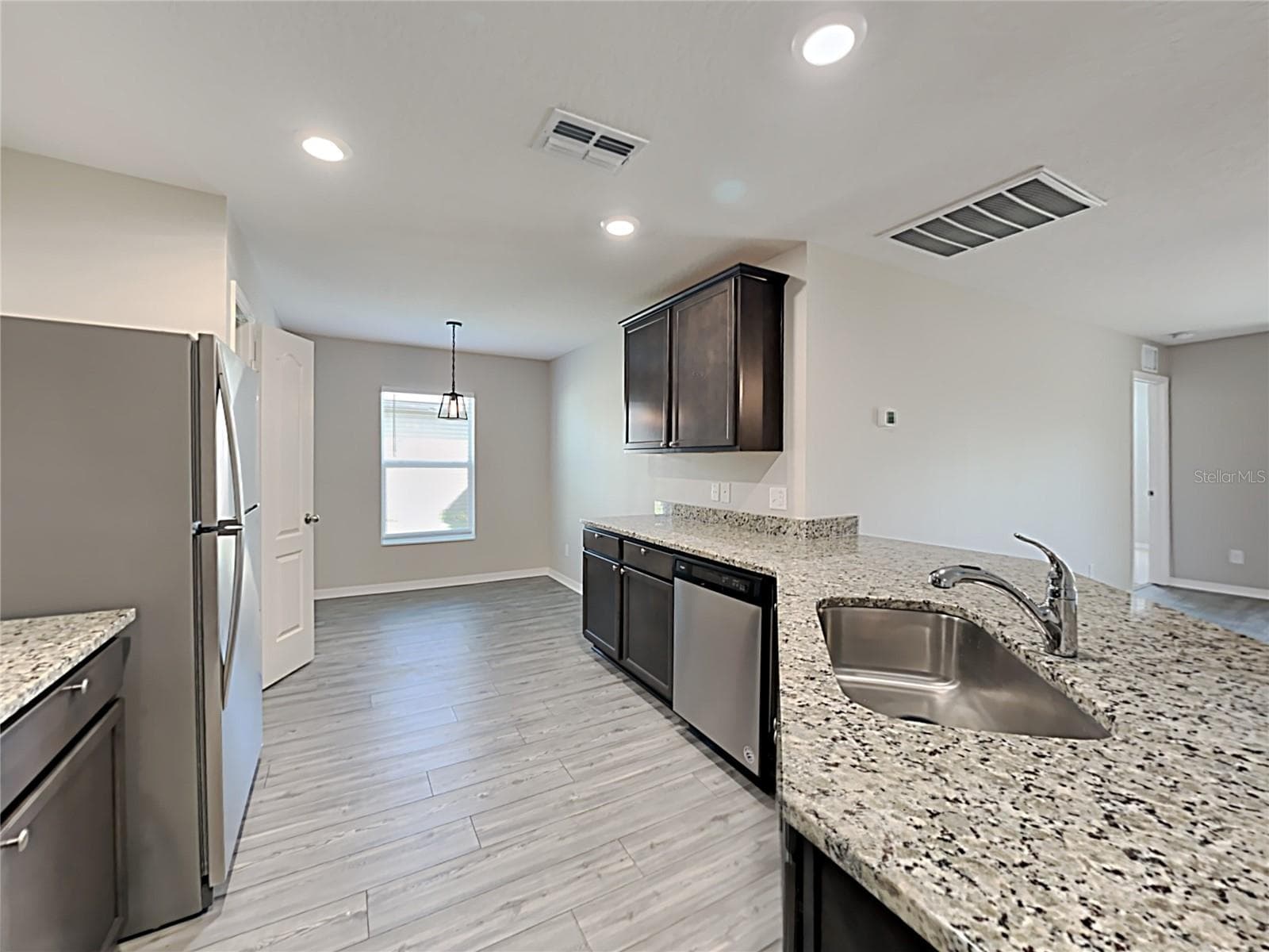 Single Family Residence at 1804 CANAAN LOOP, DUNDEE, photo 5 of 14