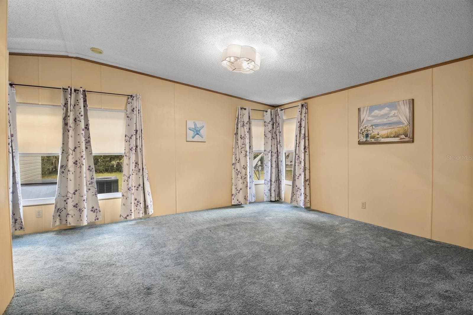 Primary Bedroom - 6627 WESTCHESTER DR NE, WINTER HAVEN