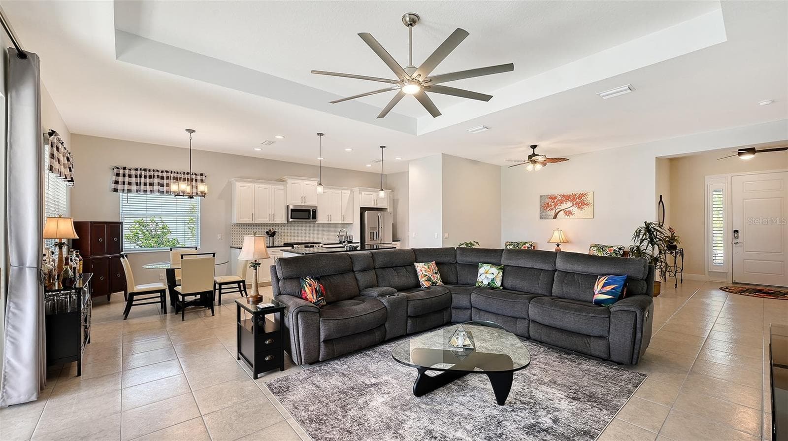 Living room - 13667 OLD CREEK CT, PARRISH
