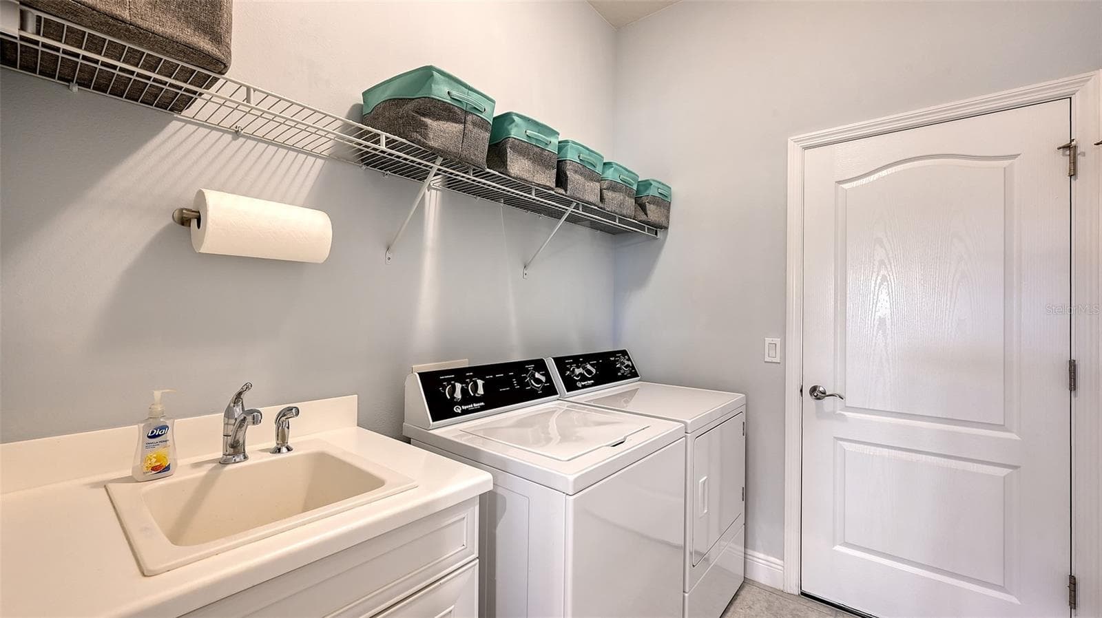 Laundry Room with Sink - 13667 OLD CREEK CT, PARRISH