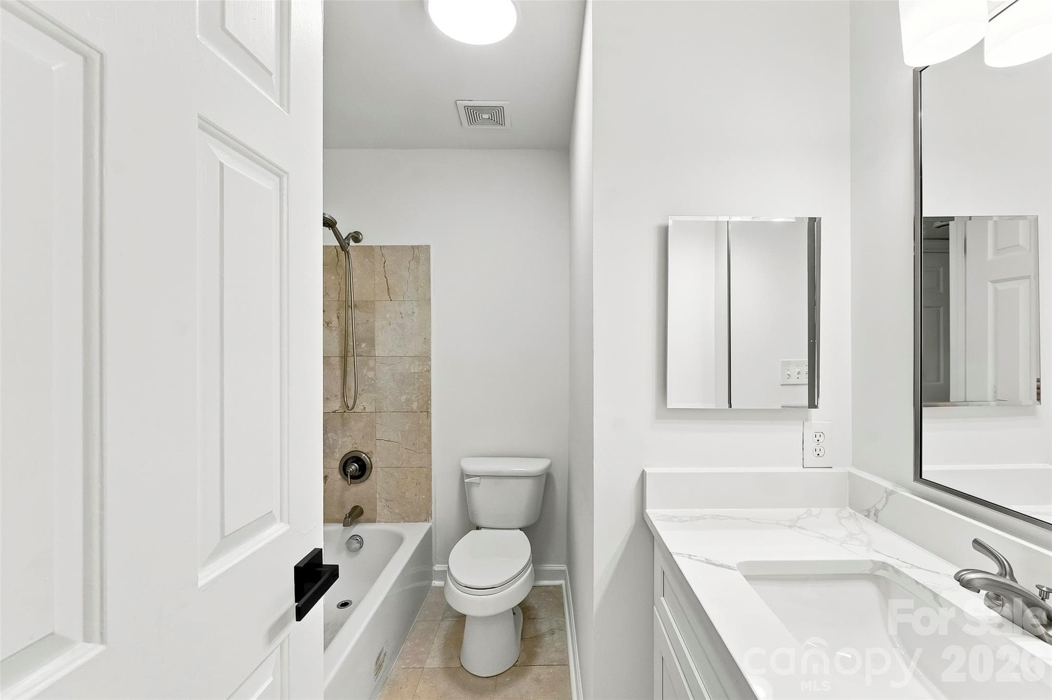 Condominium at 425 W 8th Street, Charlotte, photo 16 of 27