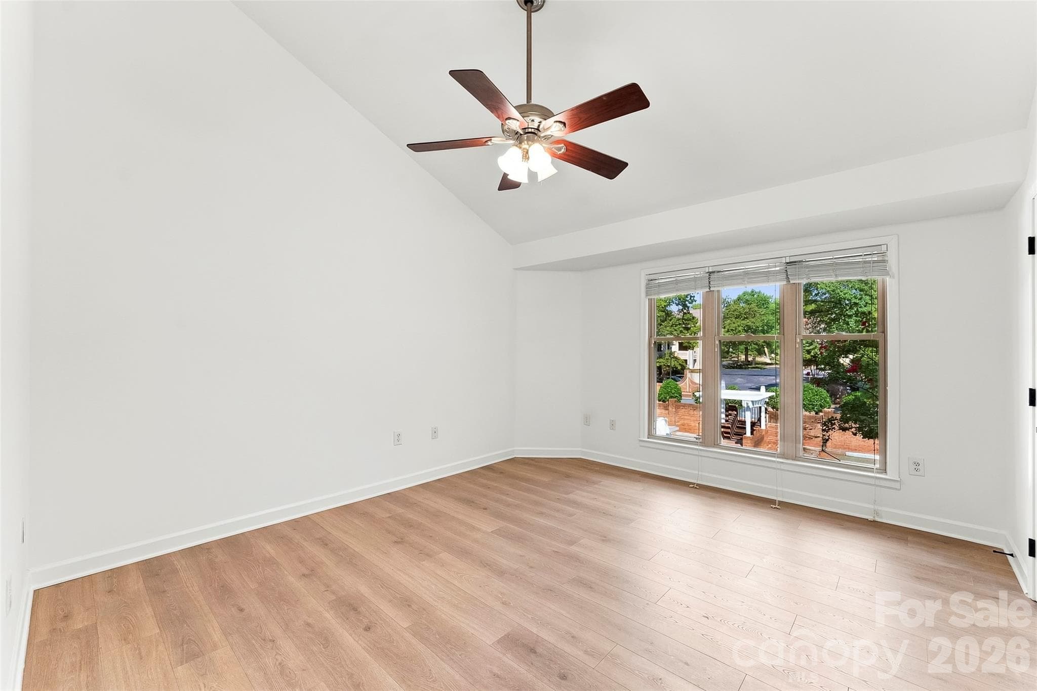 Condominium at 425 W 8th Street, Charlotte, photo 19 of 27