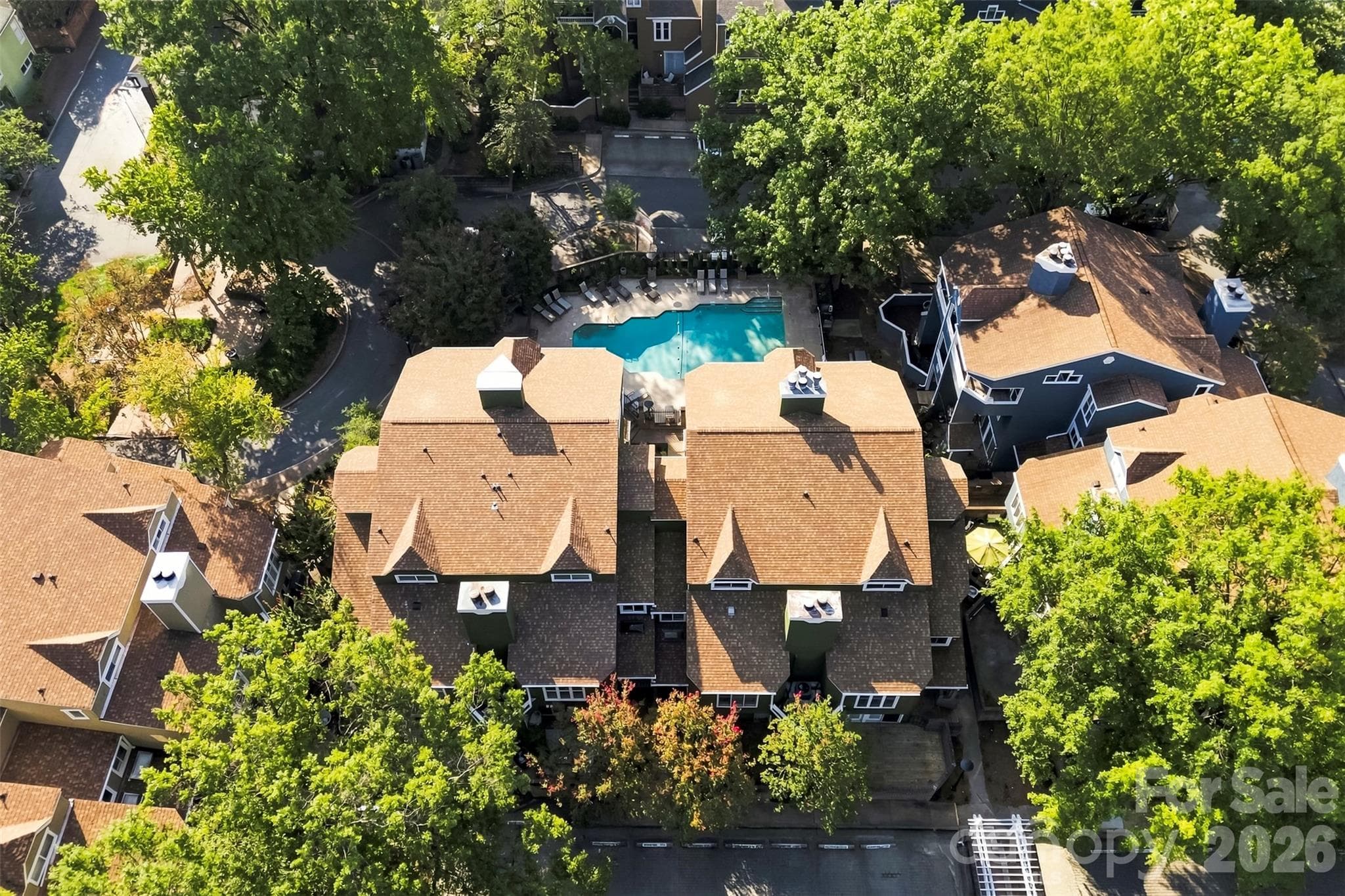 Condominium at 425 W 8th Street, Charlotte, photo 25 of 27