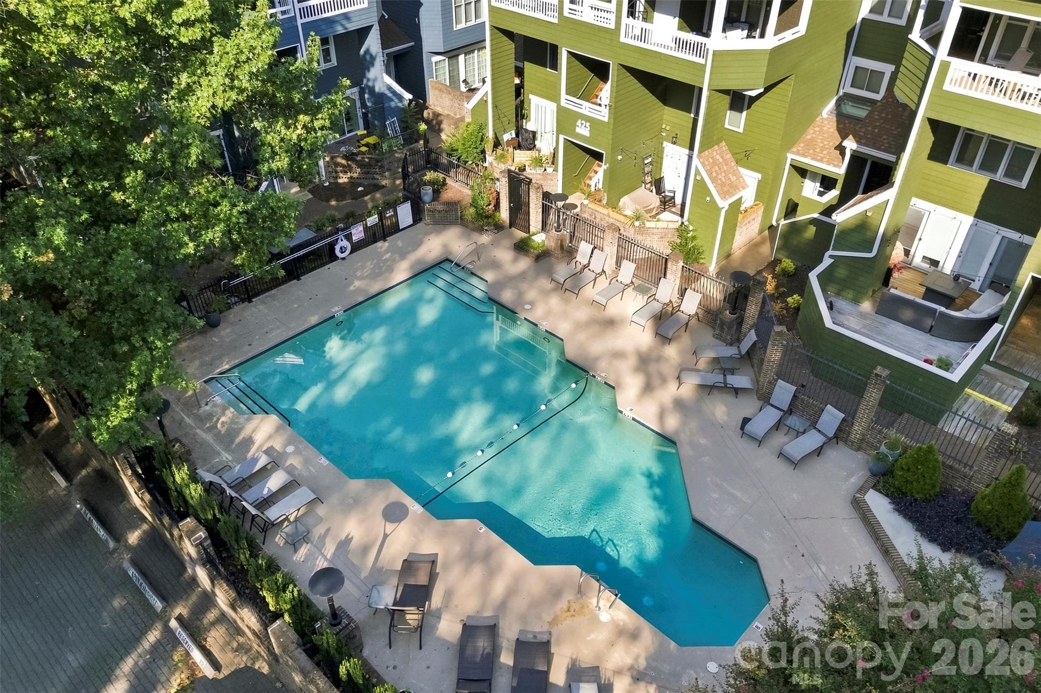 Condominium at 425 W 8th Street, Charlotte, photo 27 of 27
