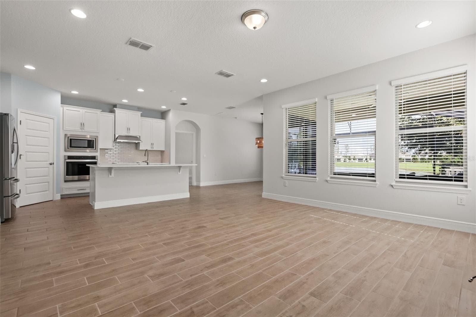 Single Family Residence at 15526 MANGO ISLE ST, WINTER GARDEN, photo 27 of 73