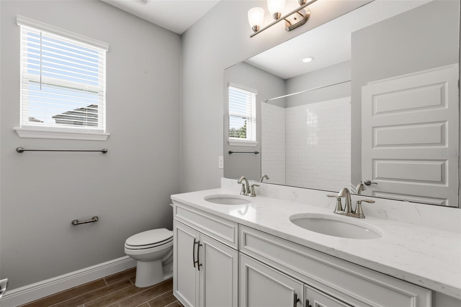 Single Family Residence at 15526 MANGO ISLE ST, WINTER GARDEN, photo 32 of 73