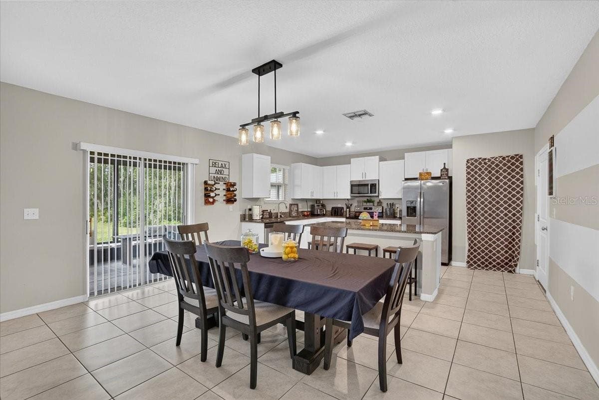 Single Family Residence at 13009 MEADOW POND PL, RIVERVIEW, photo 13 of 54