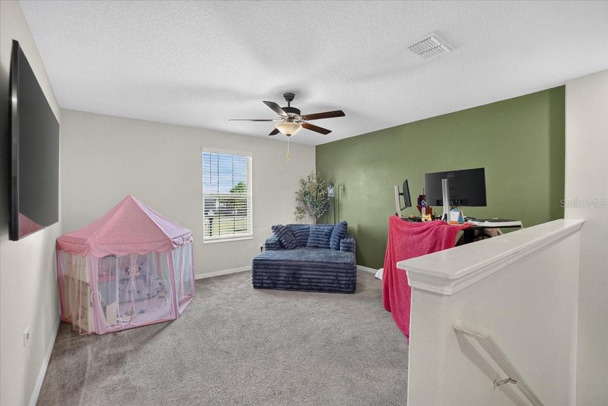 Upstairs Loft - 13009 MEADOW POND PL, RIVERVIEW