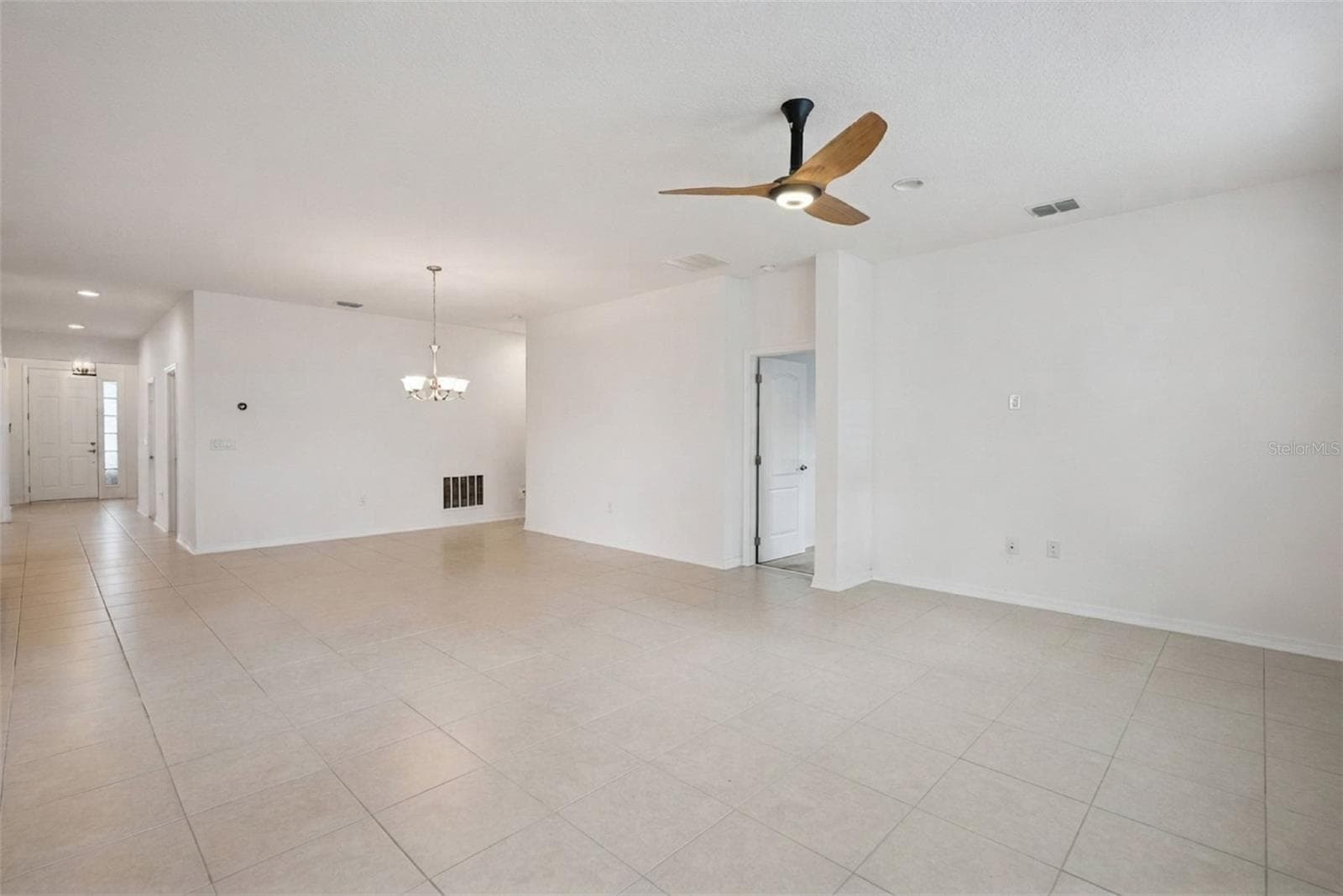 Single Family Residence at 211 LUGANO WAY, DEBARY, photo 10 of 57