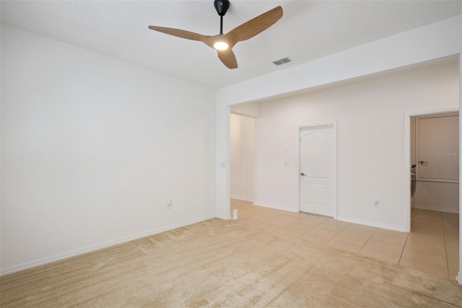 Single Family Residence at 211 LUGANO WAY, DEBARY, photo 23 of 57