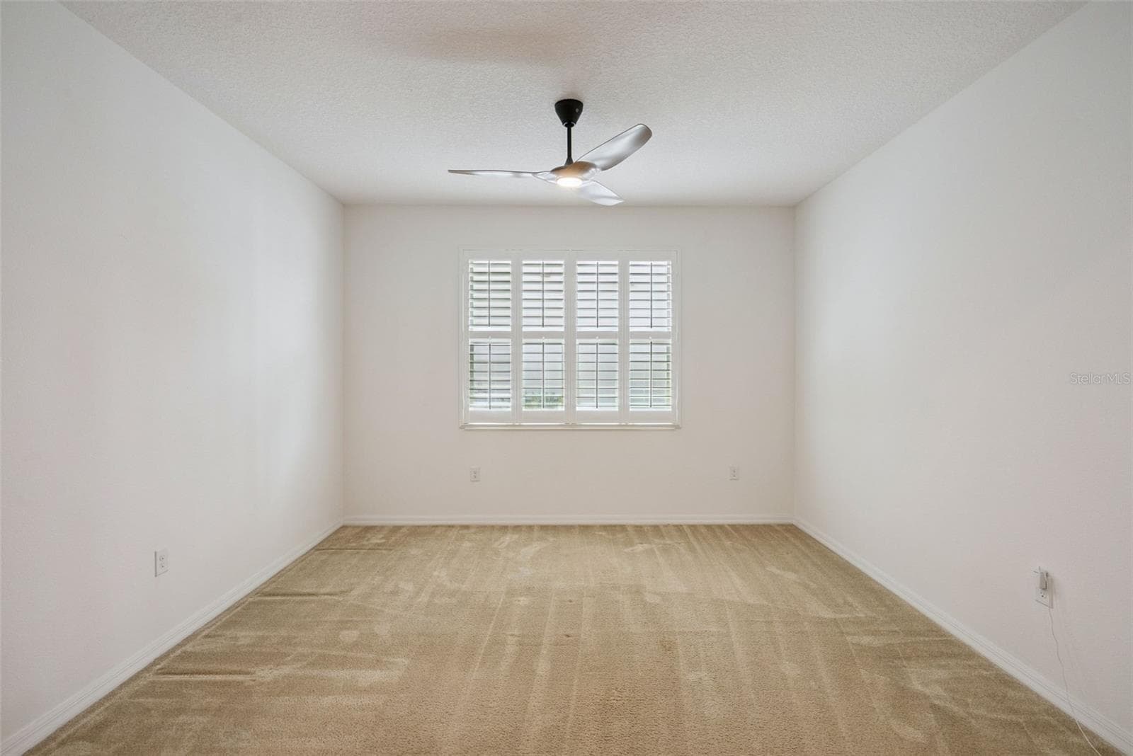 Single Family Residence at 211 LUGANO WAY, DEBARY, photo 26 of 57