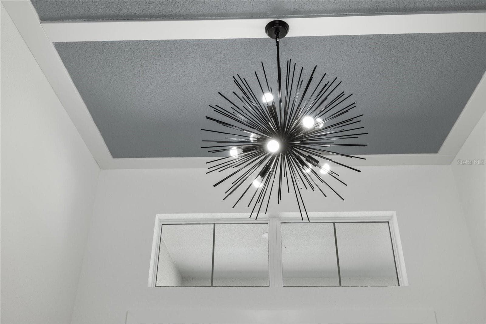 Entry Way Coffered Ceiling with Transom - 8133 NEVIS RUN, LAKEWOOD RANCH
